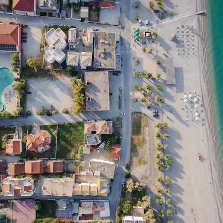 Alkyon & Szálloda Vraháti